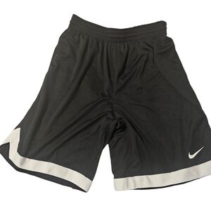 NWT Nike,Size M, black